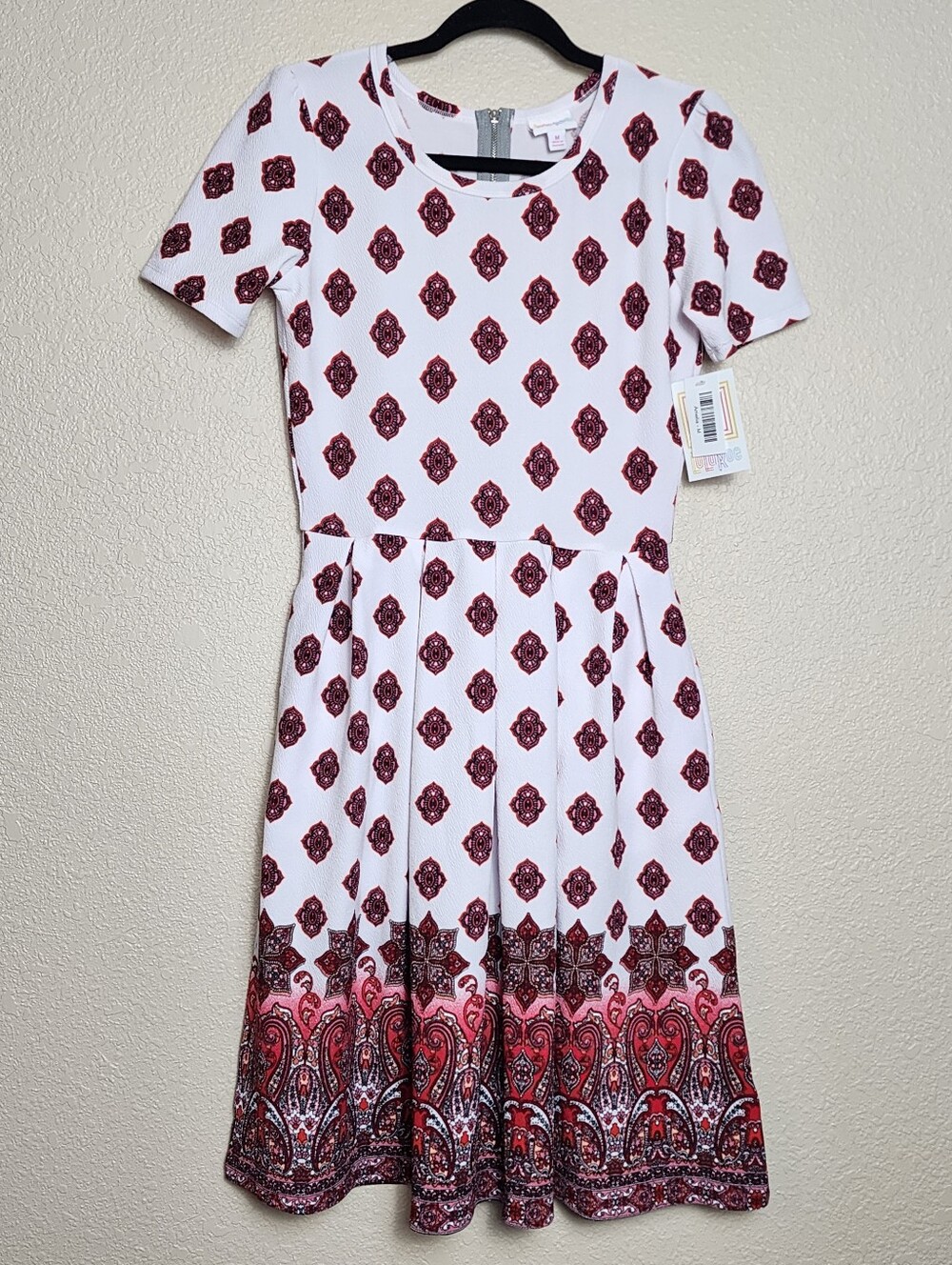 LuLaRoe Amelia Dress Medium White Red Paisley Fit & Flare Textured NWT